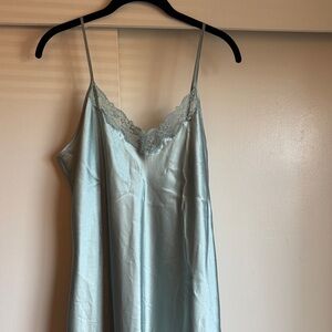 Jones New York Satin Chemise with Lace Trim in light green Large